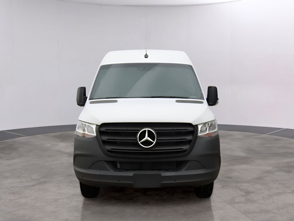 Used 2024 Mercedes-Benz Sprinter 3500 image 3