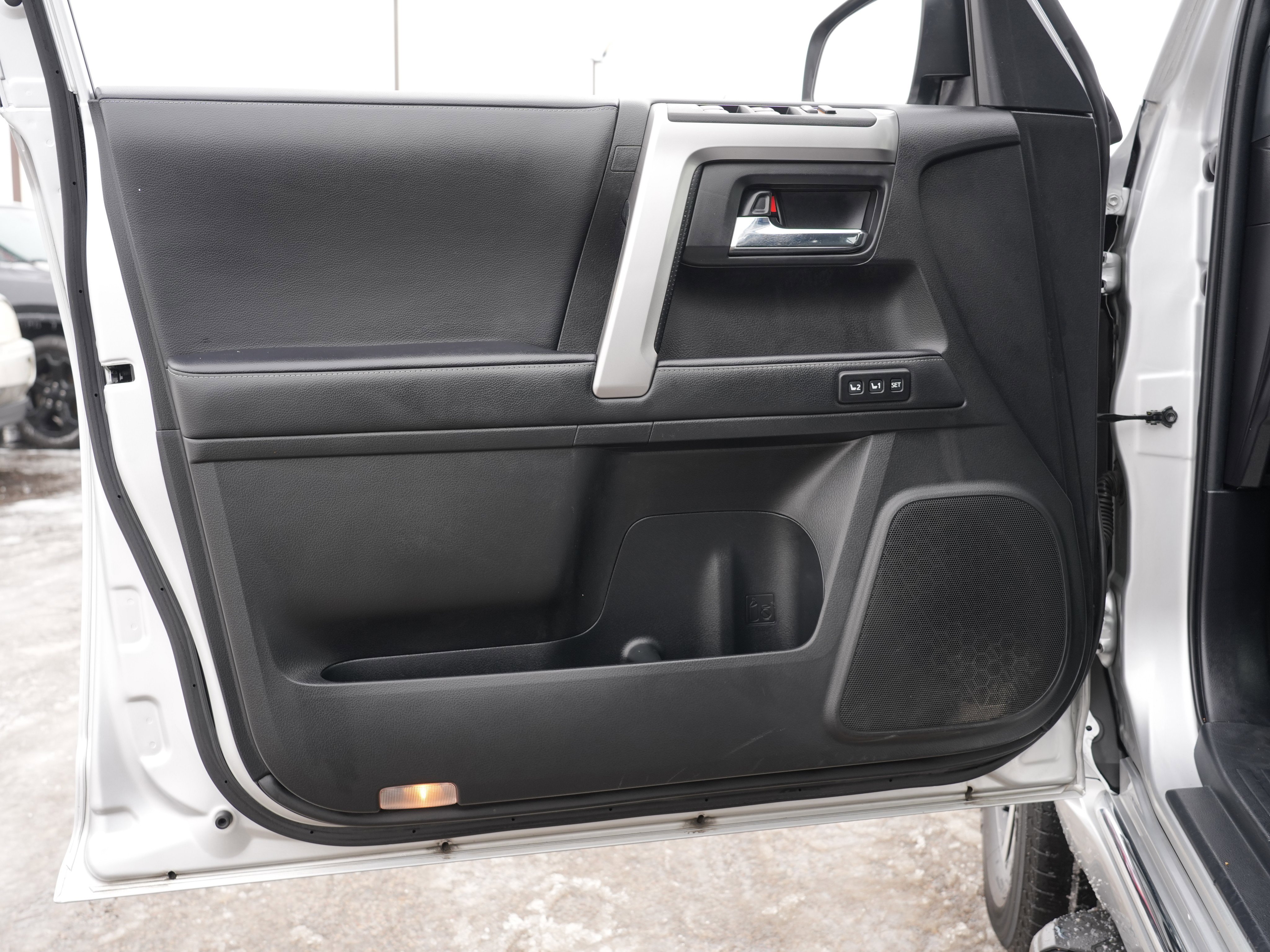 Used 2021 Toyota 4Runner Limited image 16