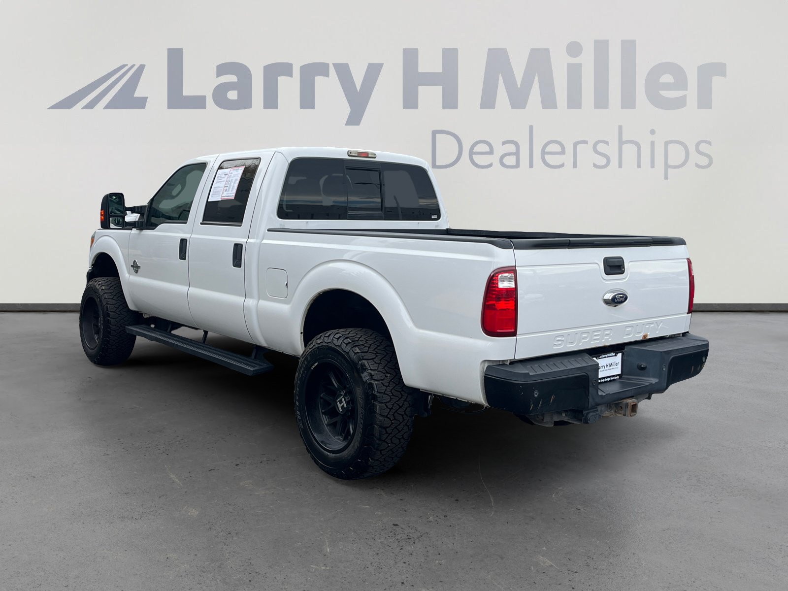 Used 2016 Ford F350 XL w/ Power Equipment Group AWD/4WD image 3