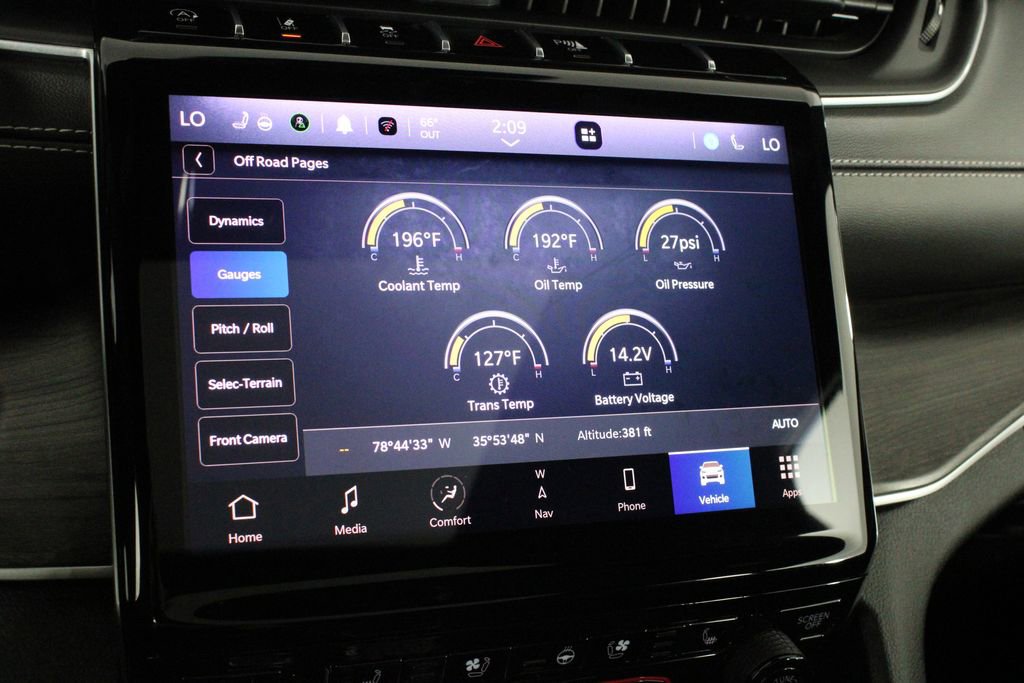 Used 2024 Jeep Grand Cherokee L Limited w/ Luxury Tech Group II image 38