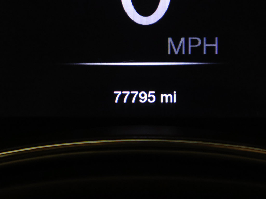 Used 2020 Jeep Grand Cherokee Altitude AWD/4WD image 37