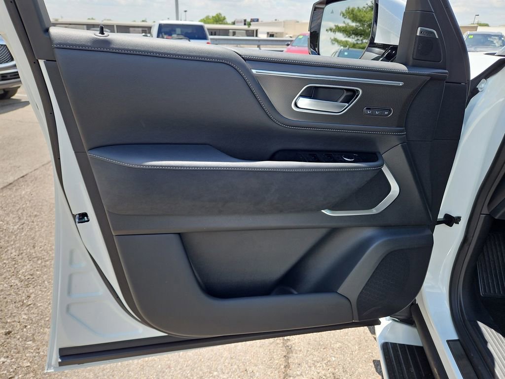 New 2026 INFINITI QX80 Luxe w/ Cargo Package AWD/4WD image 21