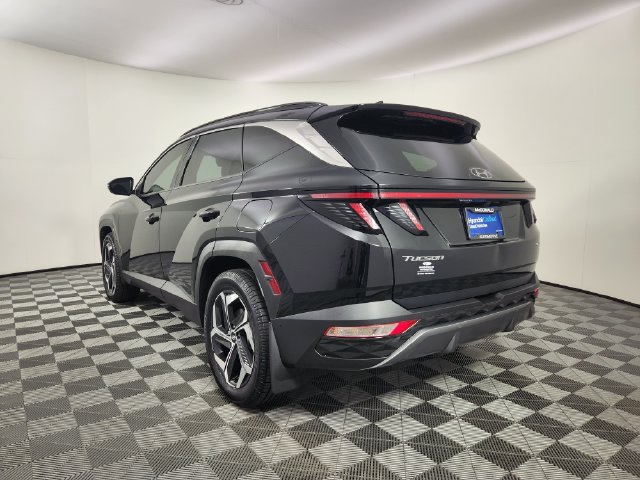 Certified 2022 Hyundai Tucson Limited w/ Cargo Package AWD/4WD image 3