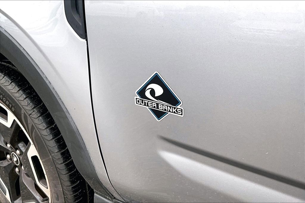 Used 2021 Ford Bronco Sport Outer Banks w/ Outer Banks Package (96D) image 7