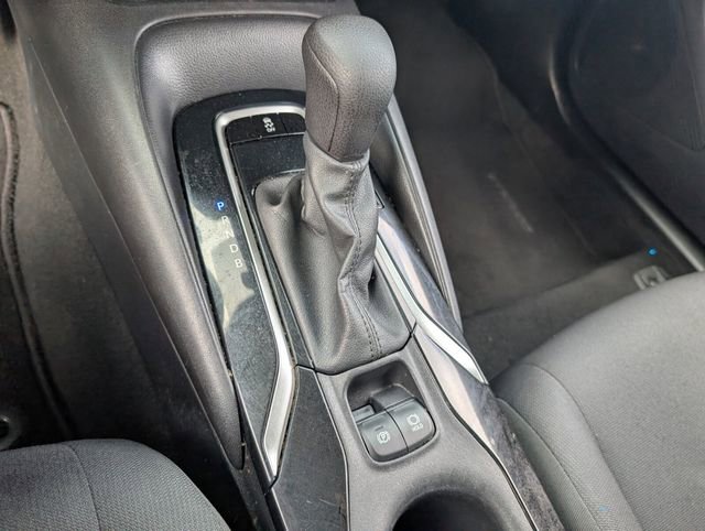 Used 2021 Toyota Corolla LE image 27
