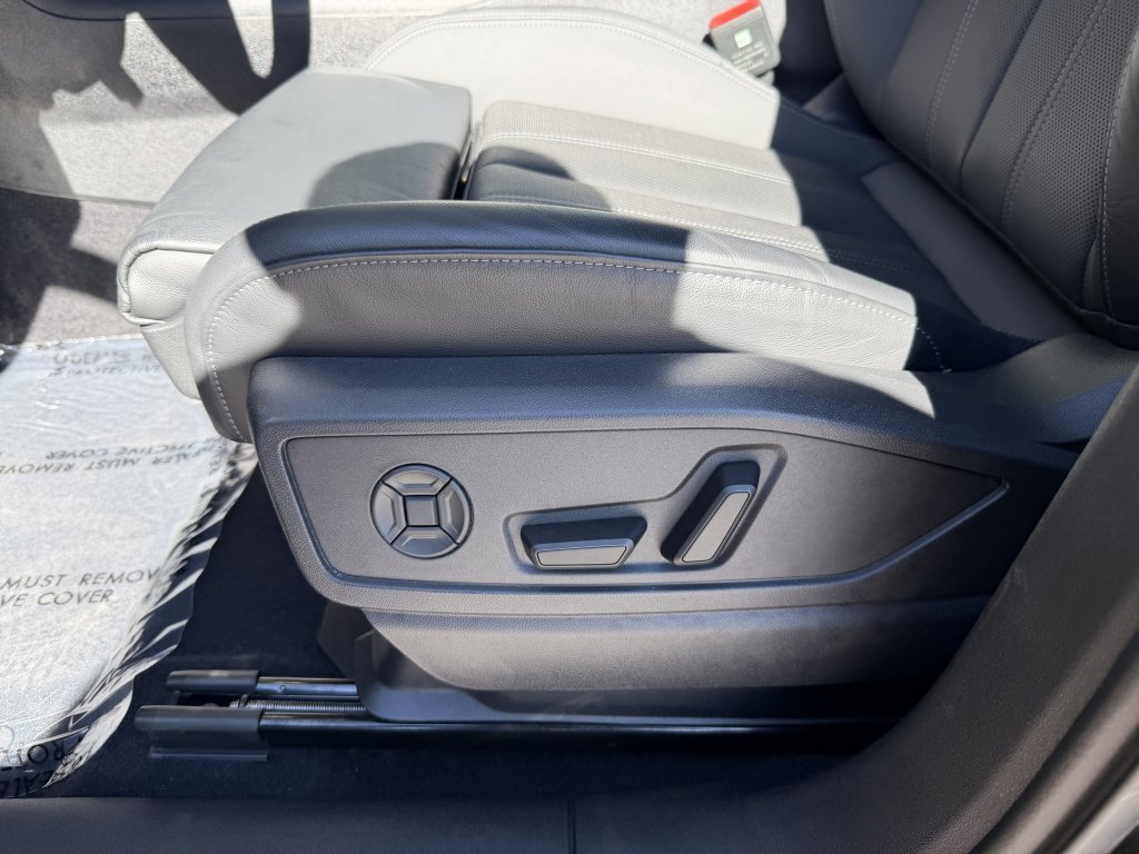 Used 2025 Audi Q5 Premium Plus w/ Premium Plus AWD/4WD image 28