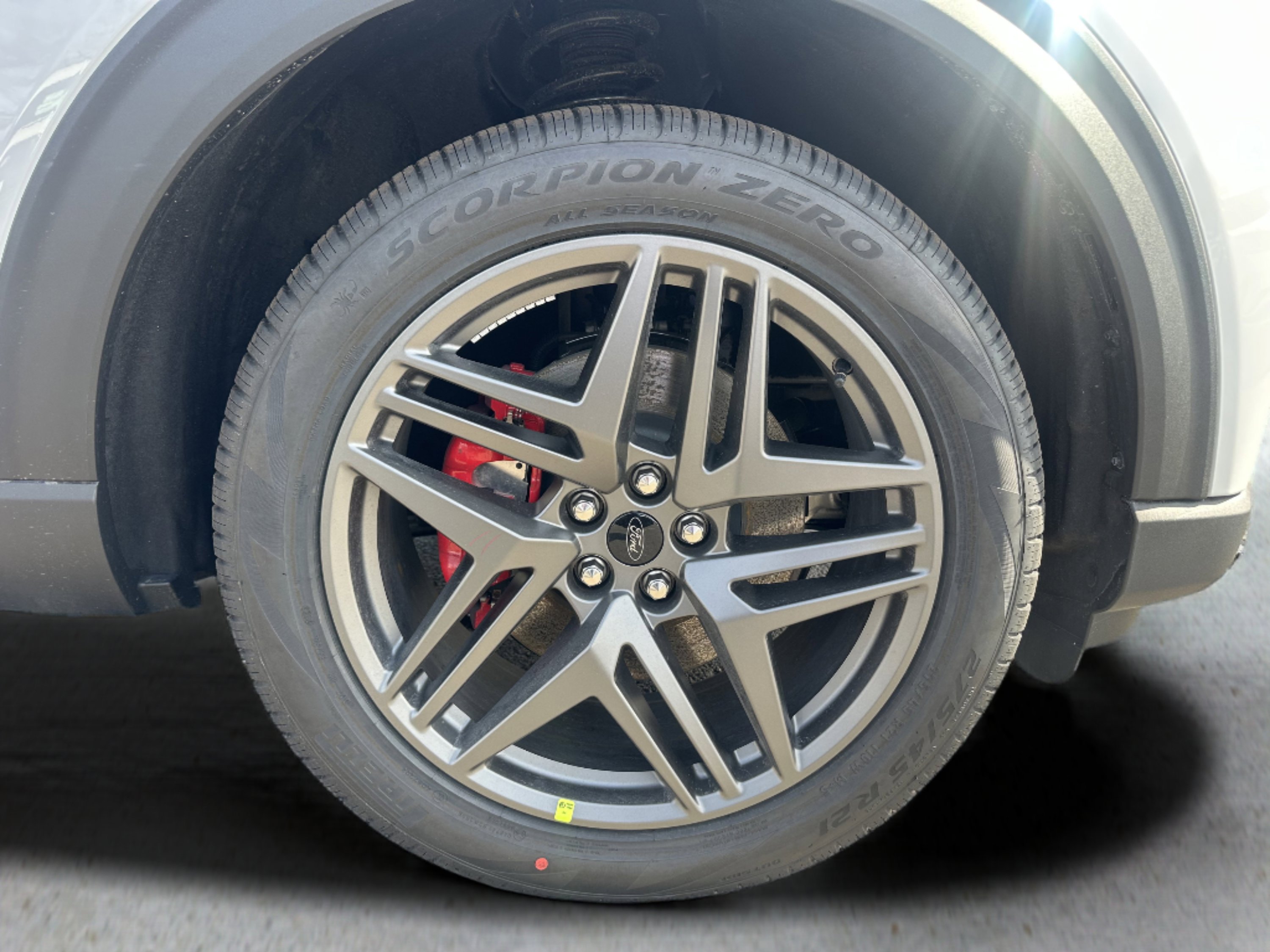 New 2026 Ford Explorer ST-Line w/ ST-Line Street Pack image 8