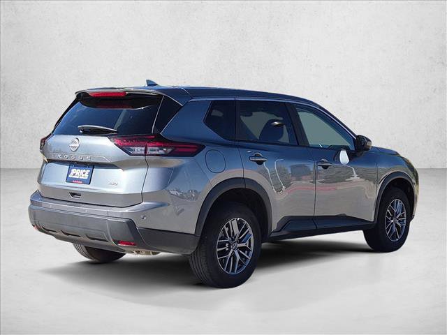 Used 2026 Nissan Rogue SV AWD/4WD image 5