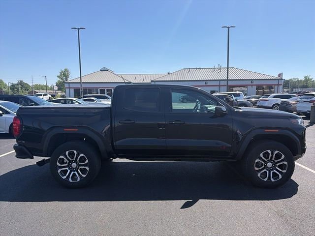 Used 2024 GMC Canyon AT4 w/ AT4 Premium Package AWD/4WD image 11