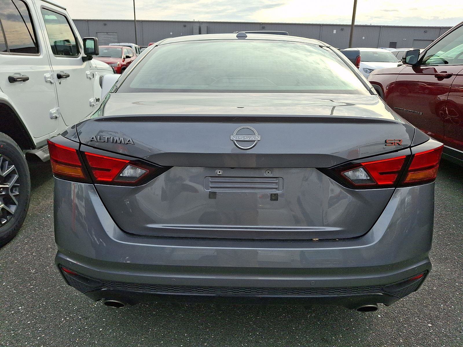 Used 2024 Nissan Altima 2.5 SR image 8