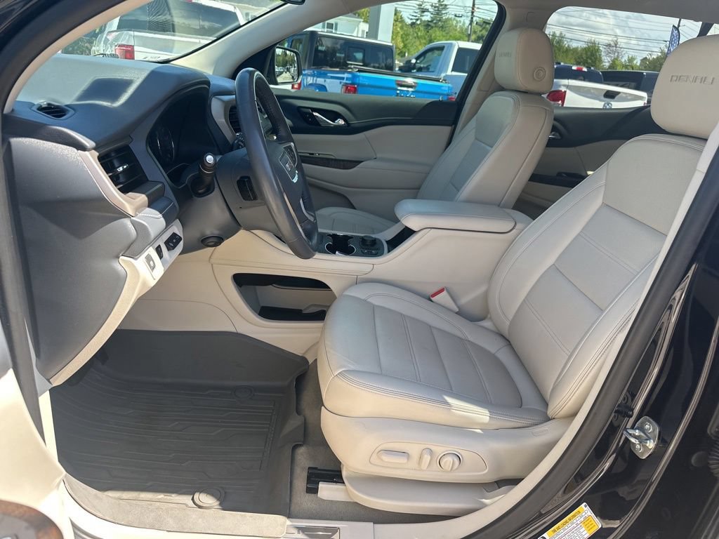 Used 2022 GMC Acadia Denali FWD image 13