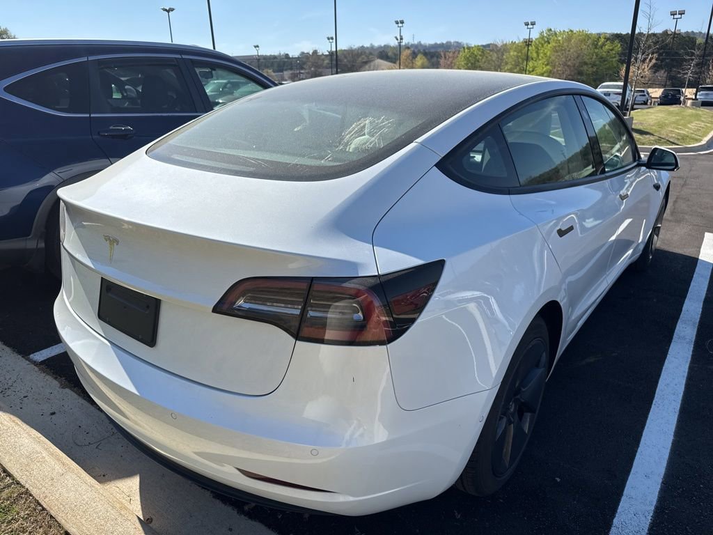 Used 2021 Tesla Model 3 Standard Range Plus image 3