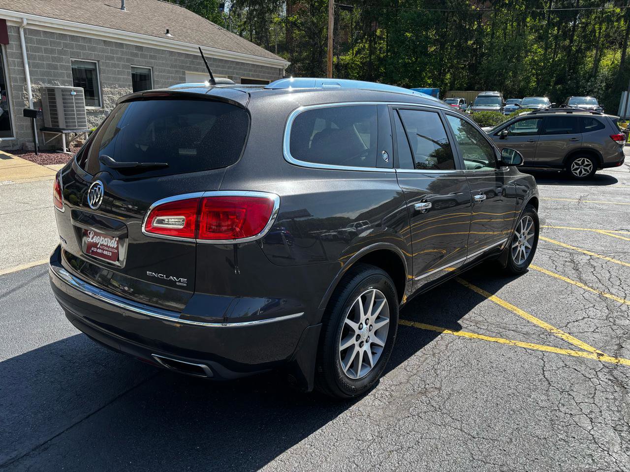 Used 2017 Buick Enclave Leather AWD/4WD image 7