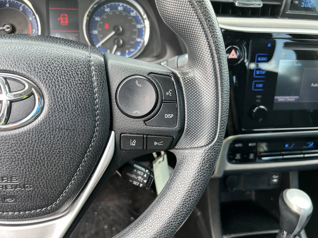 Used 2017 Toyota Corolla LE FWD image 22