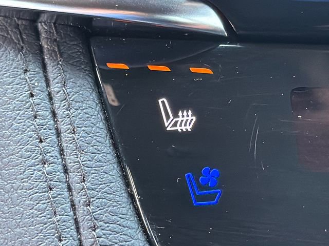 Used 2021 Cadillac XT6 Sport image 31