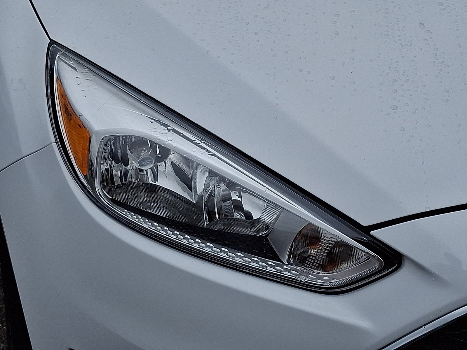 Used 2016 Ford Focus SE FWD image 9