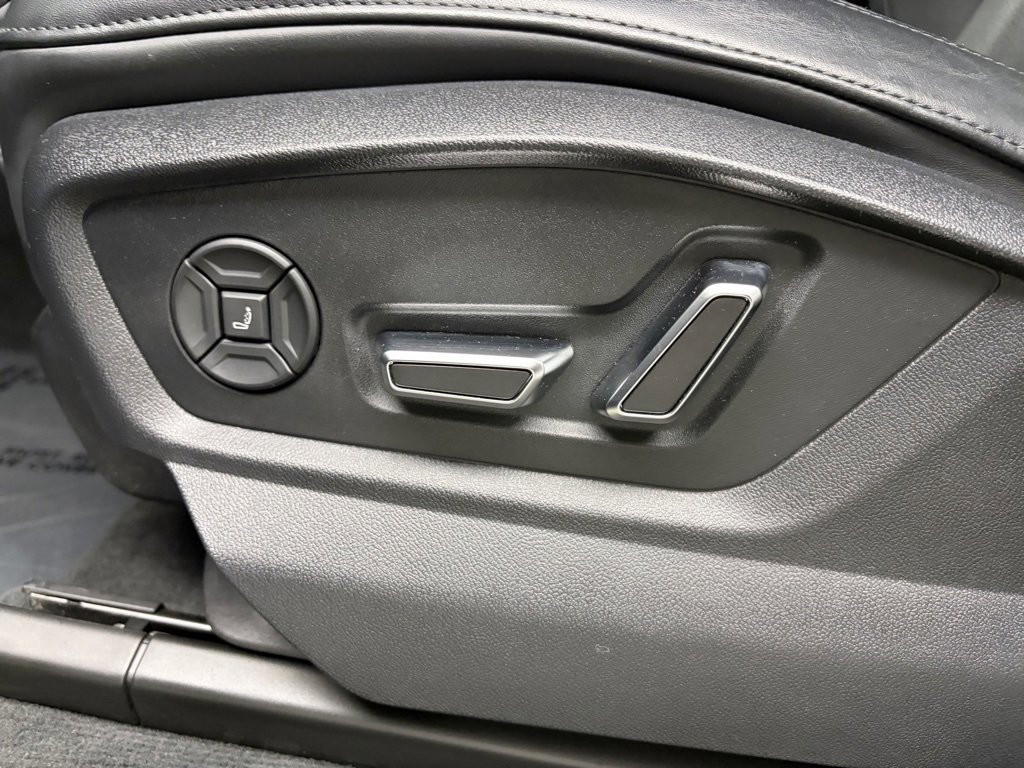 Used 2023 Audi Q7 3.0T Prestige w/ Prestige Package image 19