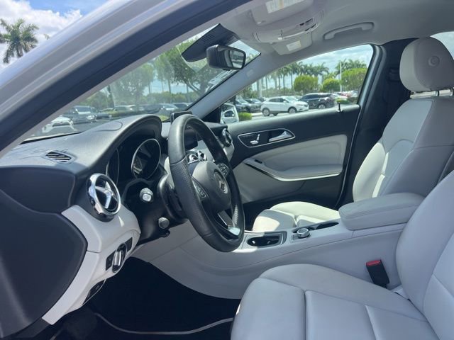 Used 2020 Mercedes-Benz GLA 250 image 15