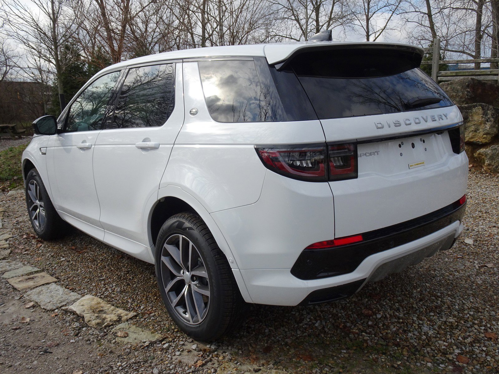 New 2025 Land Rover Discovery Sport S image 8