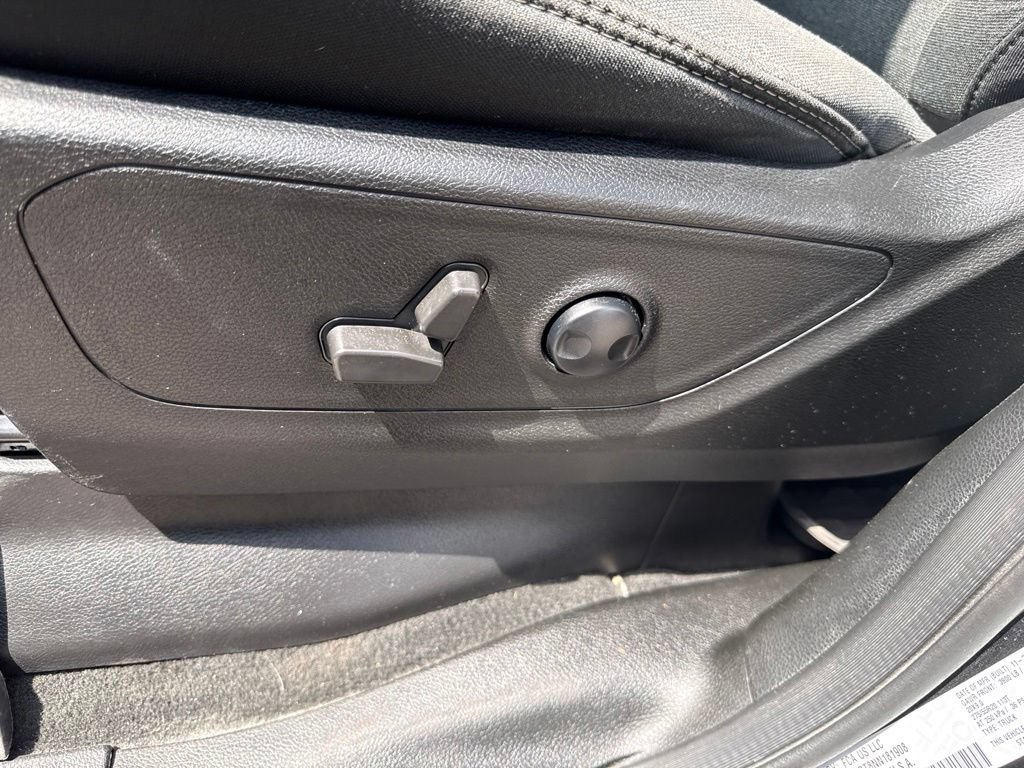 Used 2022 RAM 1500 Big Horn AWD/4WD image 24