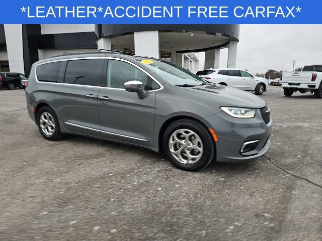 Used 2022 Chrysler Pacifica Limited image 26