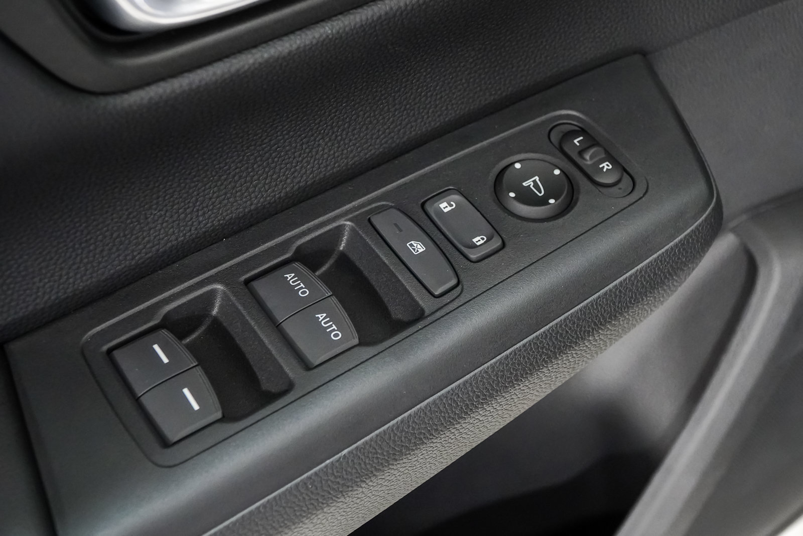 New 2027 Honda CR-V EX image 16