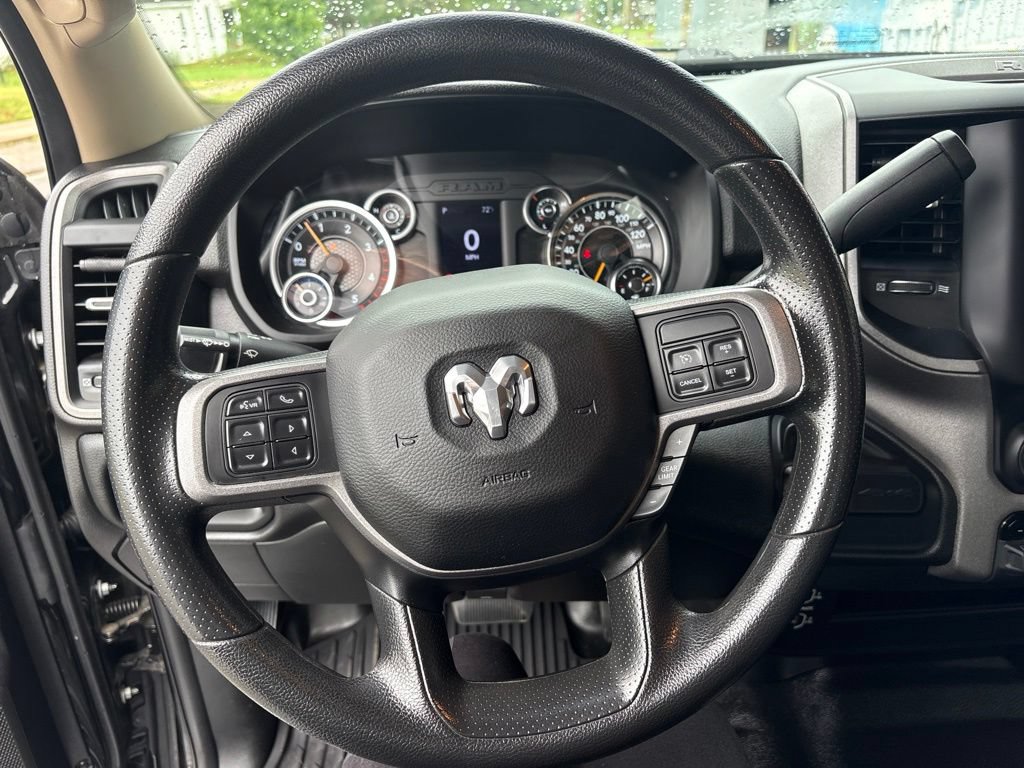 Used 2020 RAM 2500 Tradesman w/ Chrome Appearance Group AWD/4WD image 17