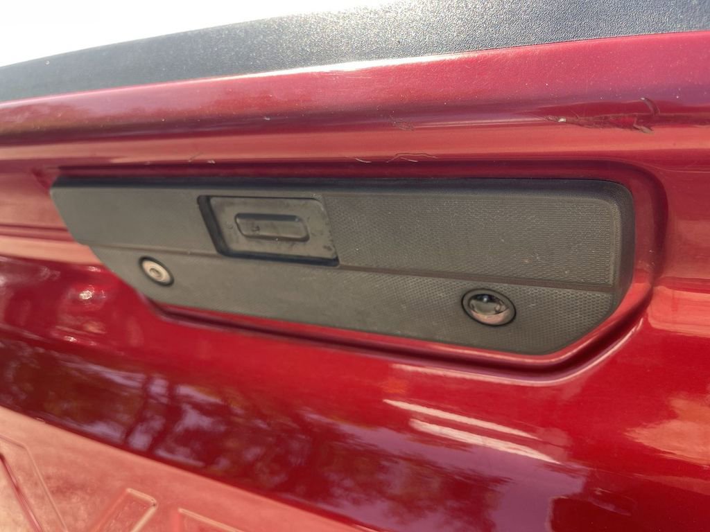 Used 2021 Chevrolet Silverado 1500 LTZ AWD/4WD image 11