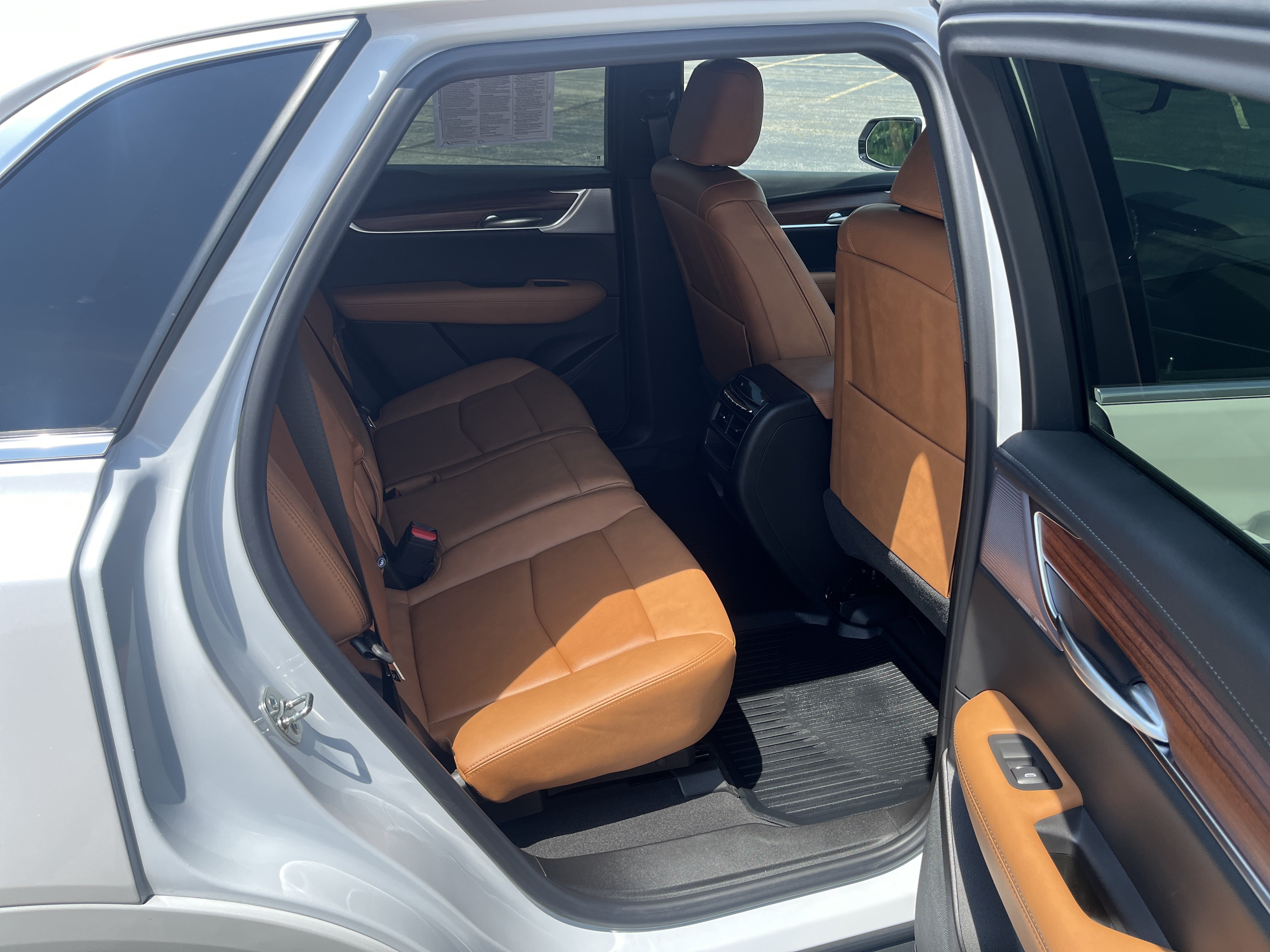 Used 2026 Cadillac XT5 Premium Luxury w/ Driver Assist Package AWD/4WD image 14
