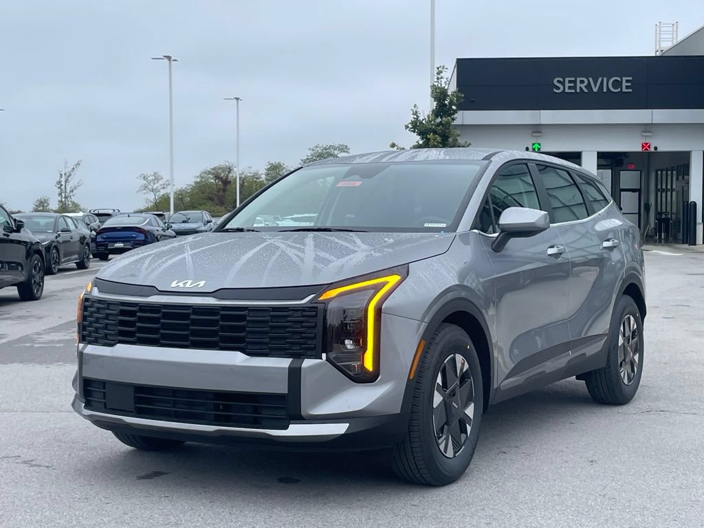New 2026 Kia Sportage LX FWD image 3
