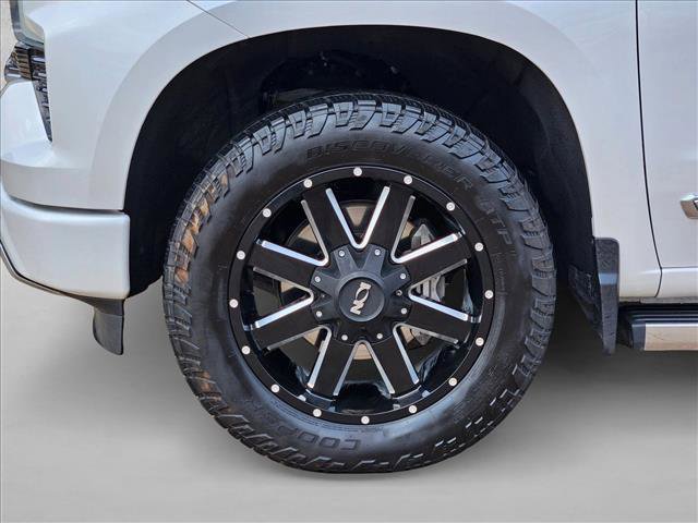 Used 2023 Chevrolet Silverado 1500 High Country w/ High Country Premium Package image 25