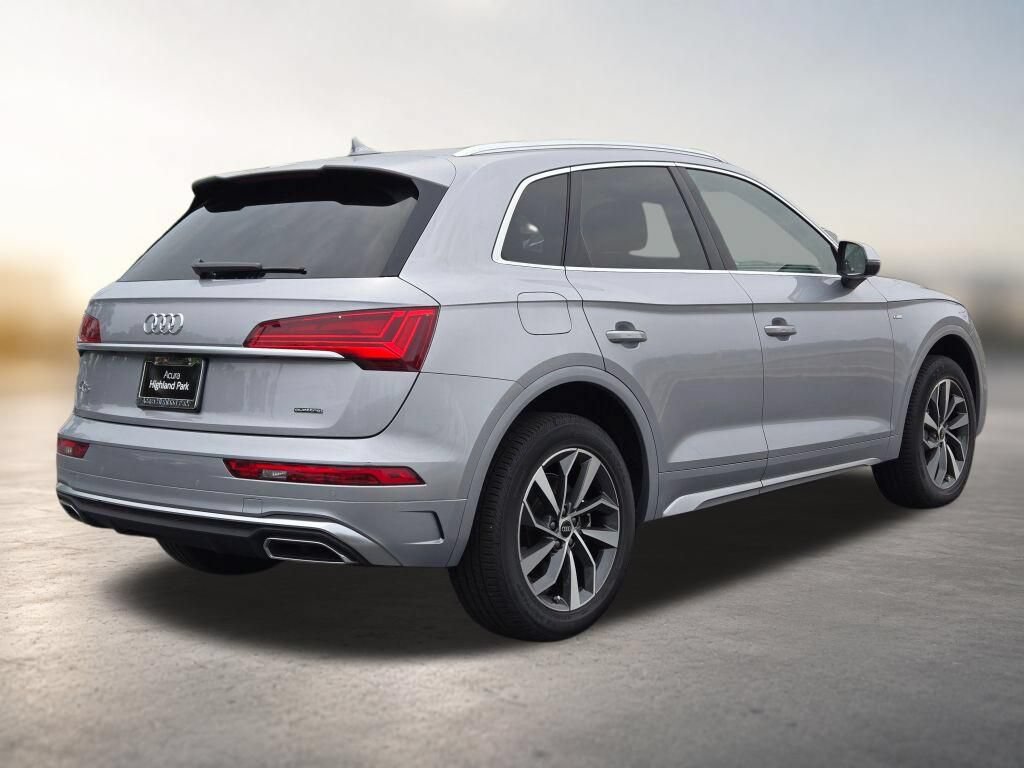 Used 2023 Audi Q5 2.0T Premium Plus w/ Premium Plus Package AWD/4WD image 16