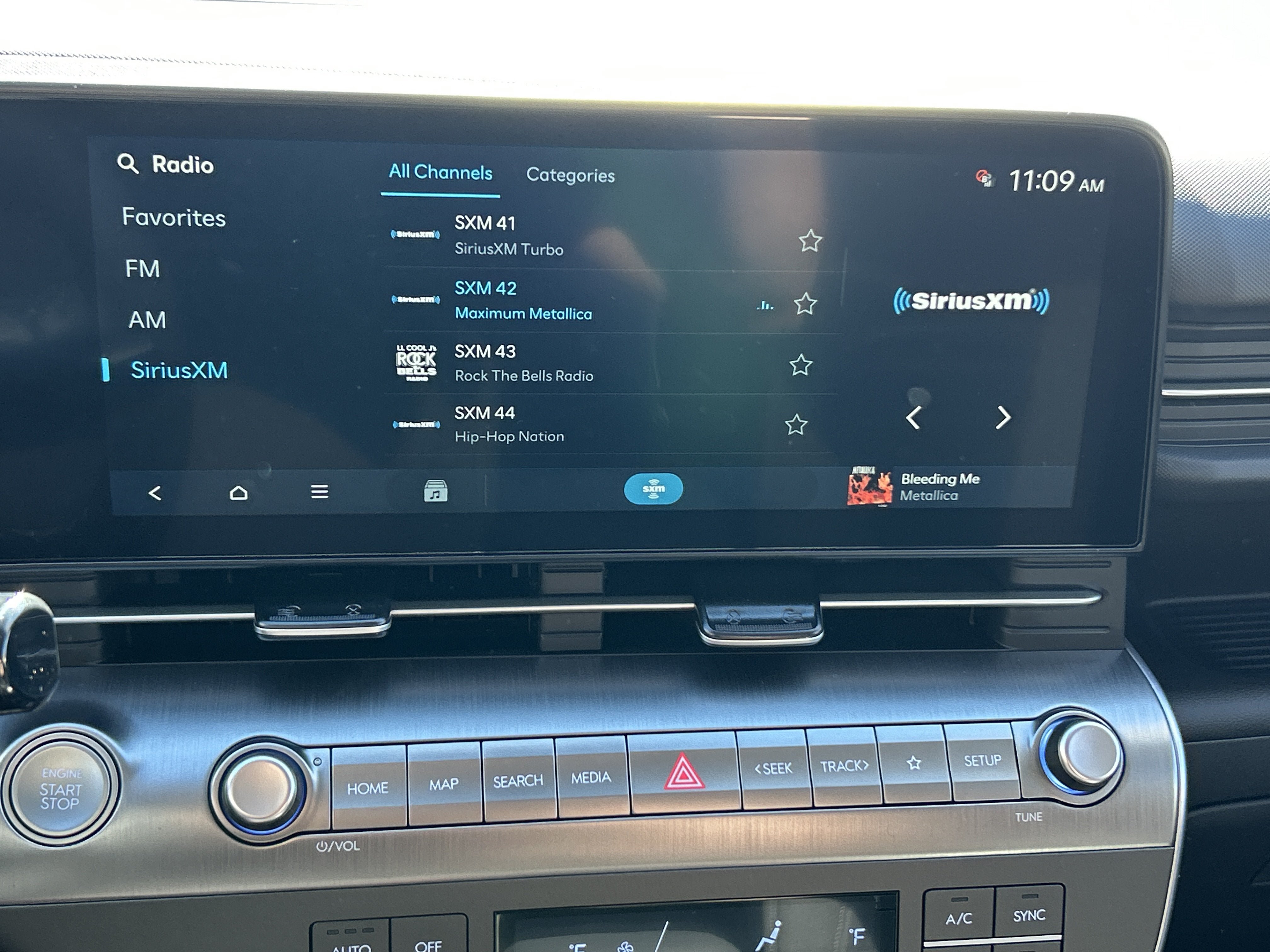 New 2027 Hyundai Kona SEL Sport AWD/4WD image 23
