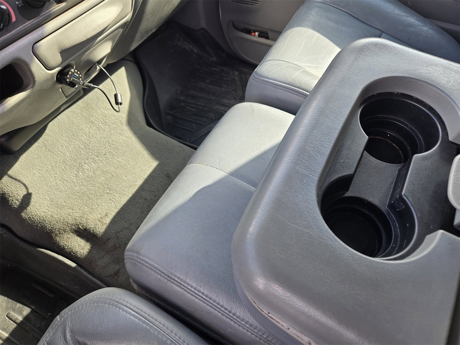 Used 2004 Ford F350 Lariat image 17