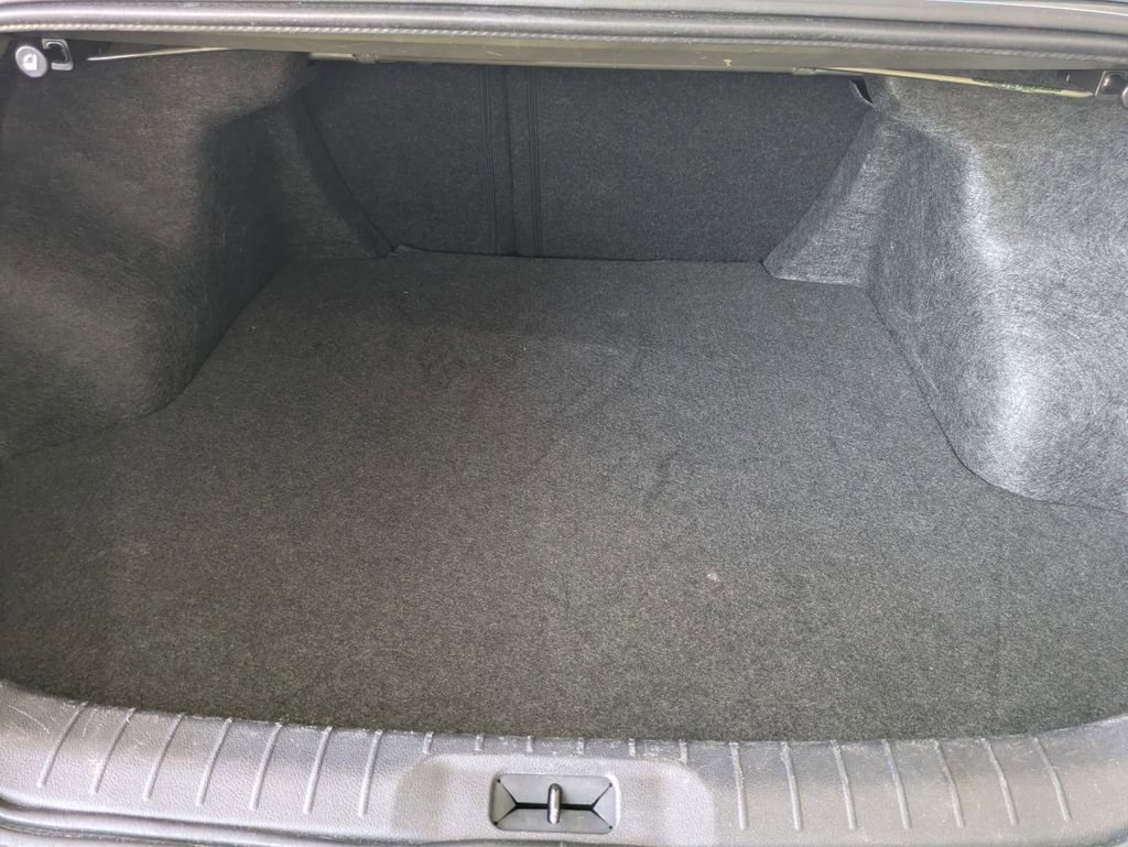 Used 2025 Nissan Altima 2.5 SV image 28