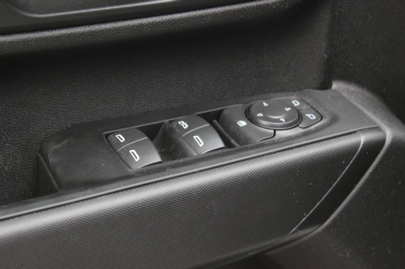 New 2026 GMC Sierra 3500 Pro w/ Convenience Package image 11