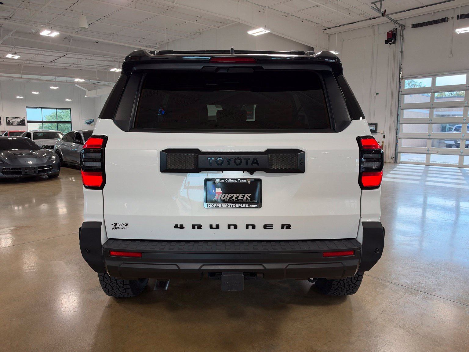 Used 2025 Toyota 4Runner SR5 AWD/4WD image 6