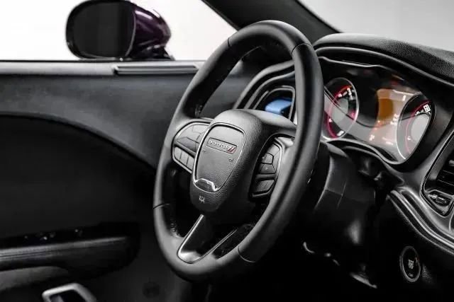 Used 2020 Dodge Challenger SXT image 19