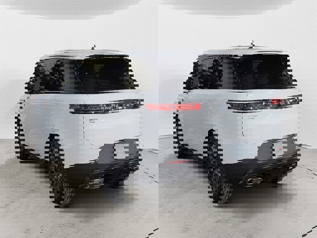 New 2025 Land Rover Range Rover Sport SE image 3