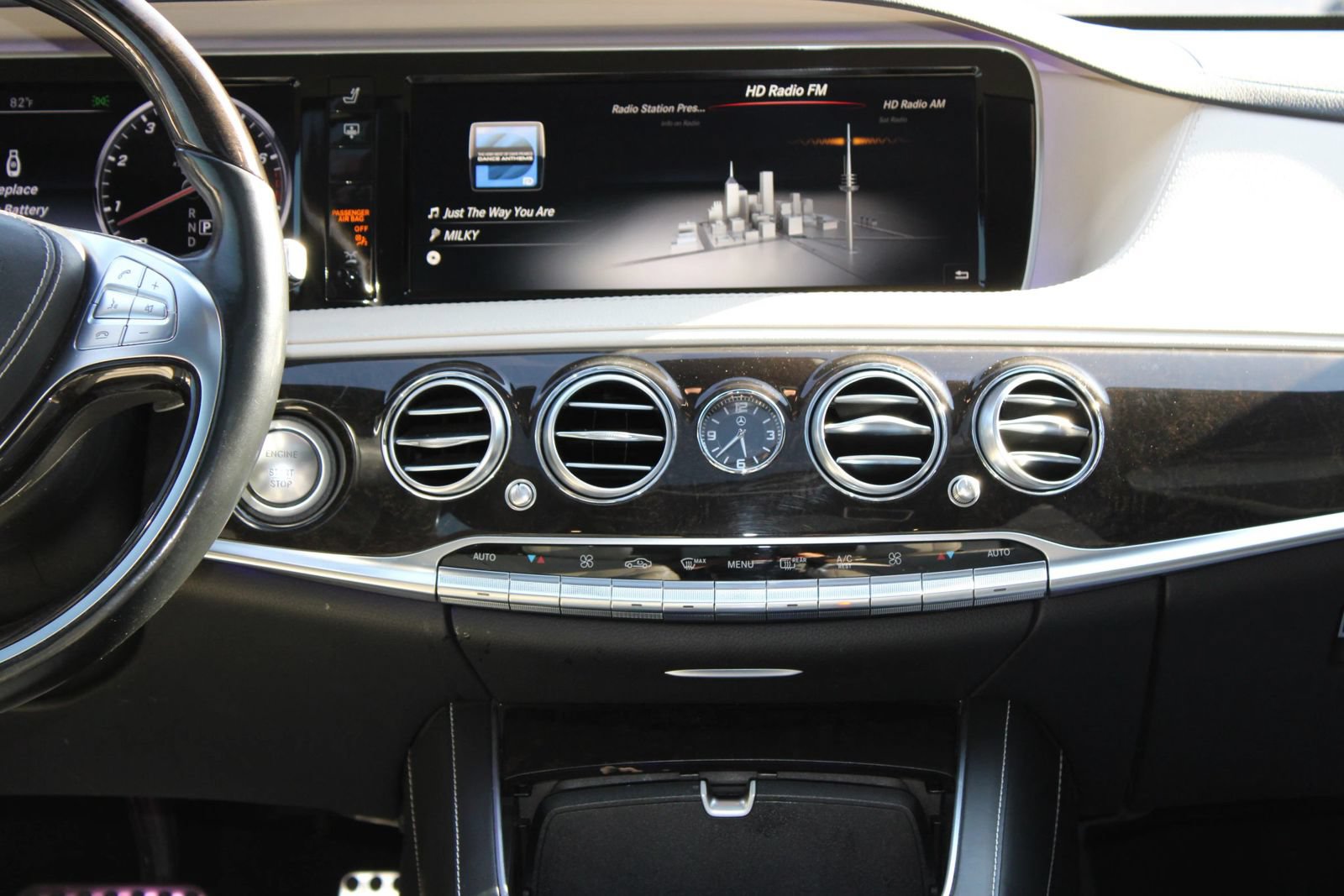 Used 2015 Mercedes-Benz S 550 Sedan image 26