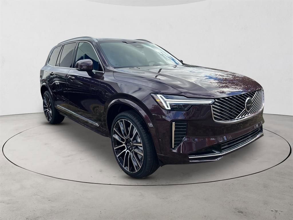 New 2026 Volvo XC90 B5 Plus w/ Protection Package Premier AWD/4WD image 7