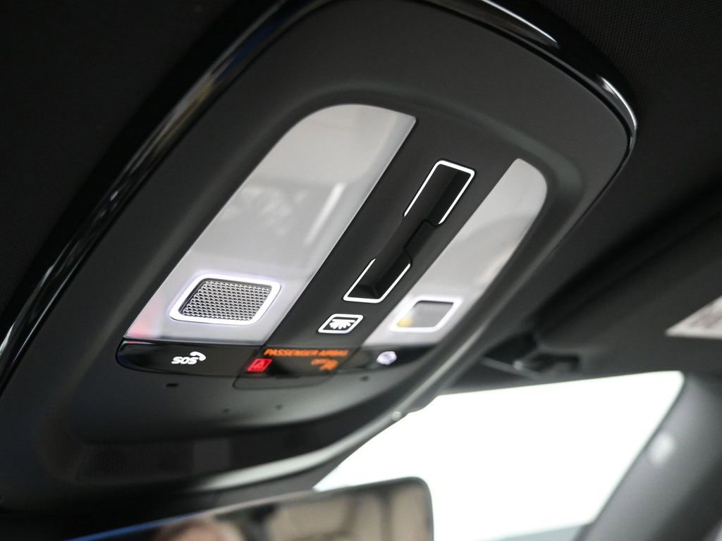 New 2026 Volvo XC90 B6 Plus w/ Protection Package Premier image 26