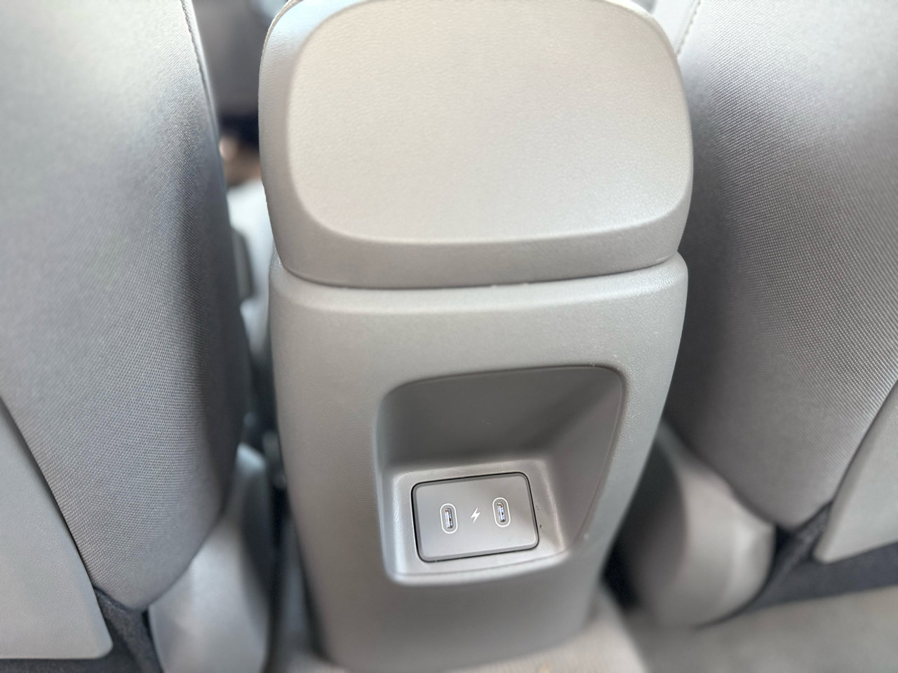 Used 2024 Hyundai Elantra SEL image 17