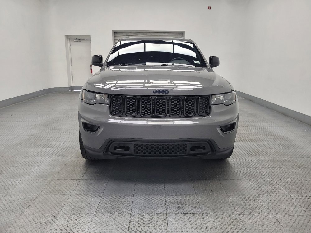 Used 2019 Jeep Grand Cherokee Laredo image 15