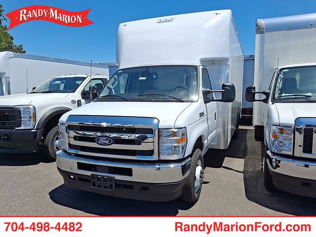 New 2027 Ford E-450 and Econoline 450 Super Duty w/ Power Equipment Group RWD image 1