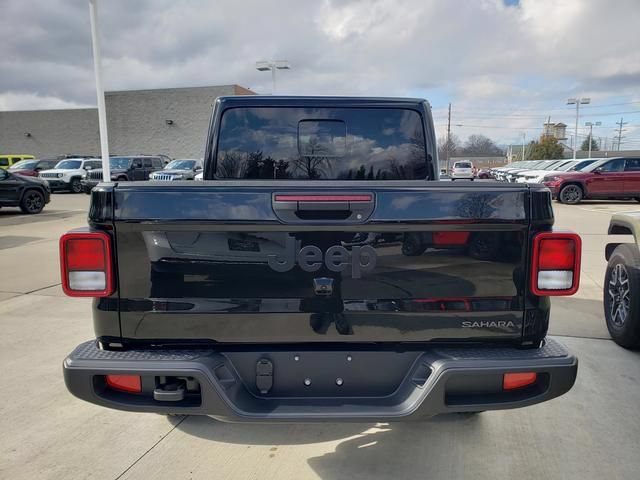 New 2026 Jeep Gladiator Sport AWD/4WD image 5