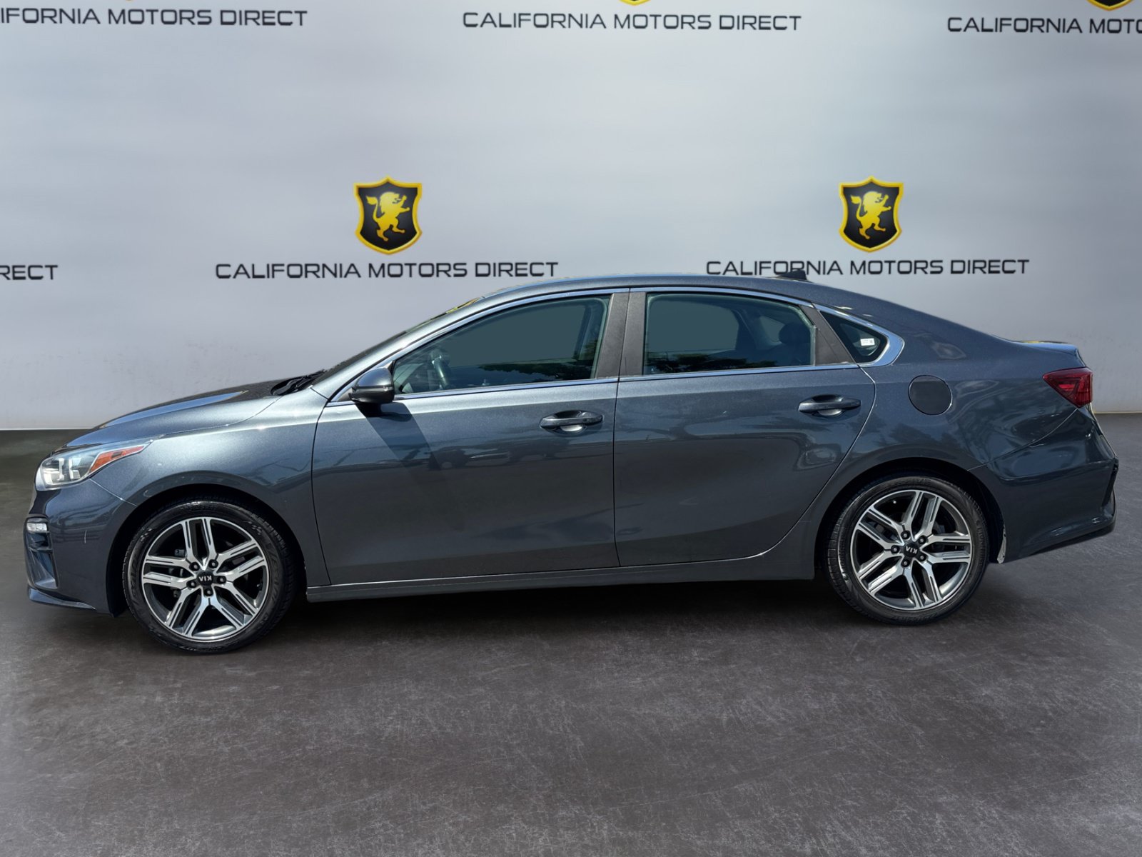 Used 2020 Kia Forte EX FWD image 2