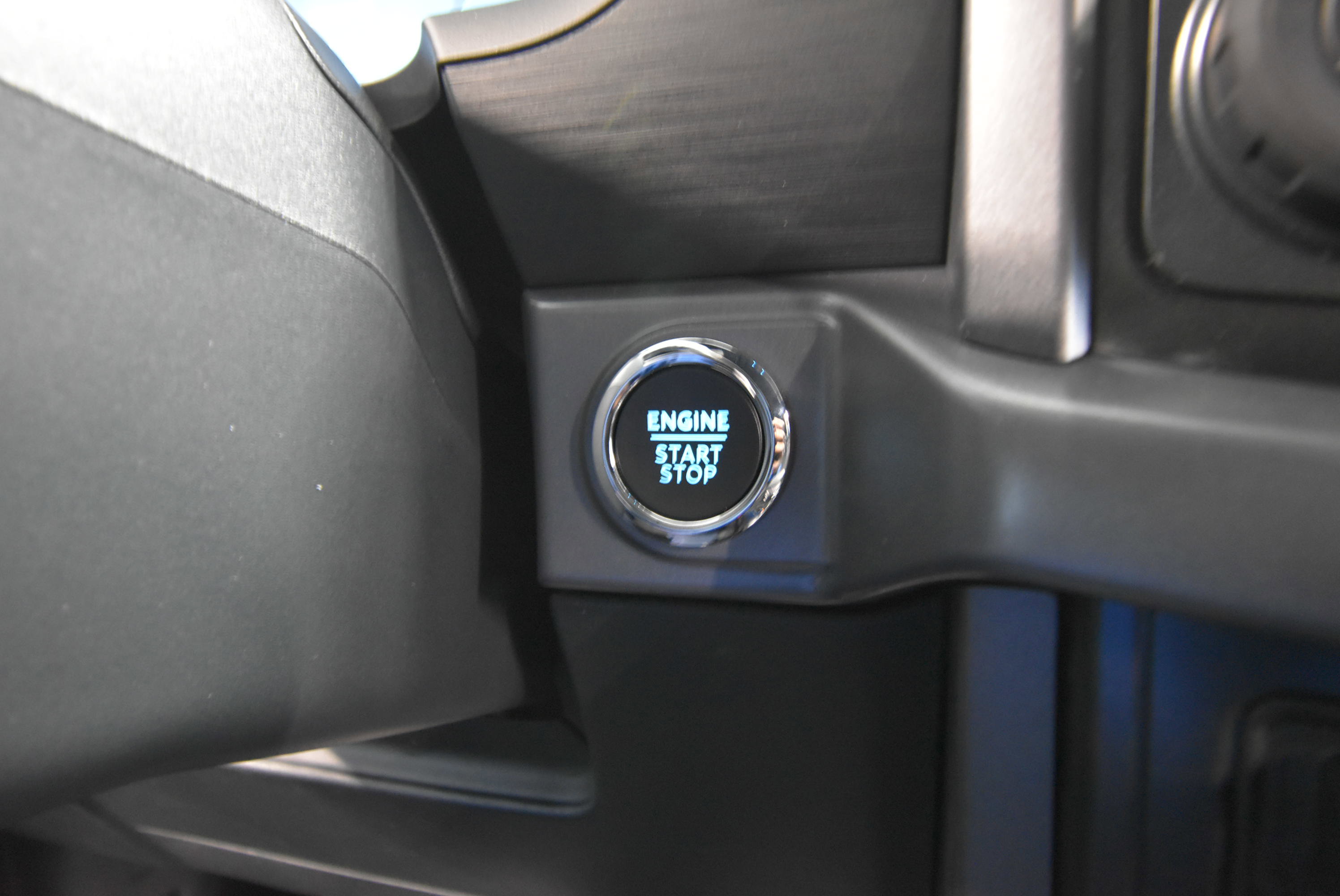 New 2026 Ford F150 XLT w/ Equipment Group 302A MID image 13