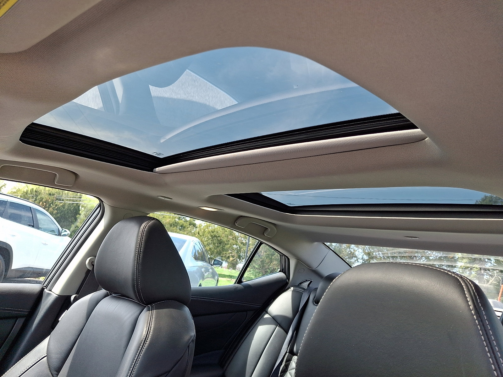 Used 2019 Nissan Maxima Platinum w/ Sport Mat Group image 14