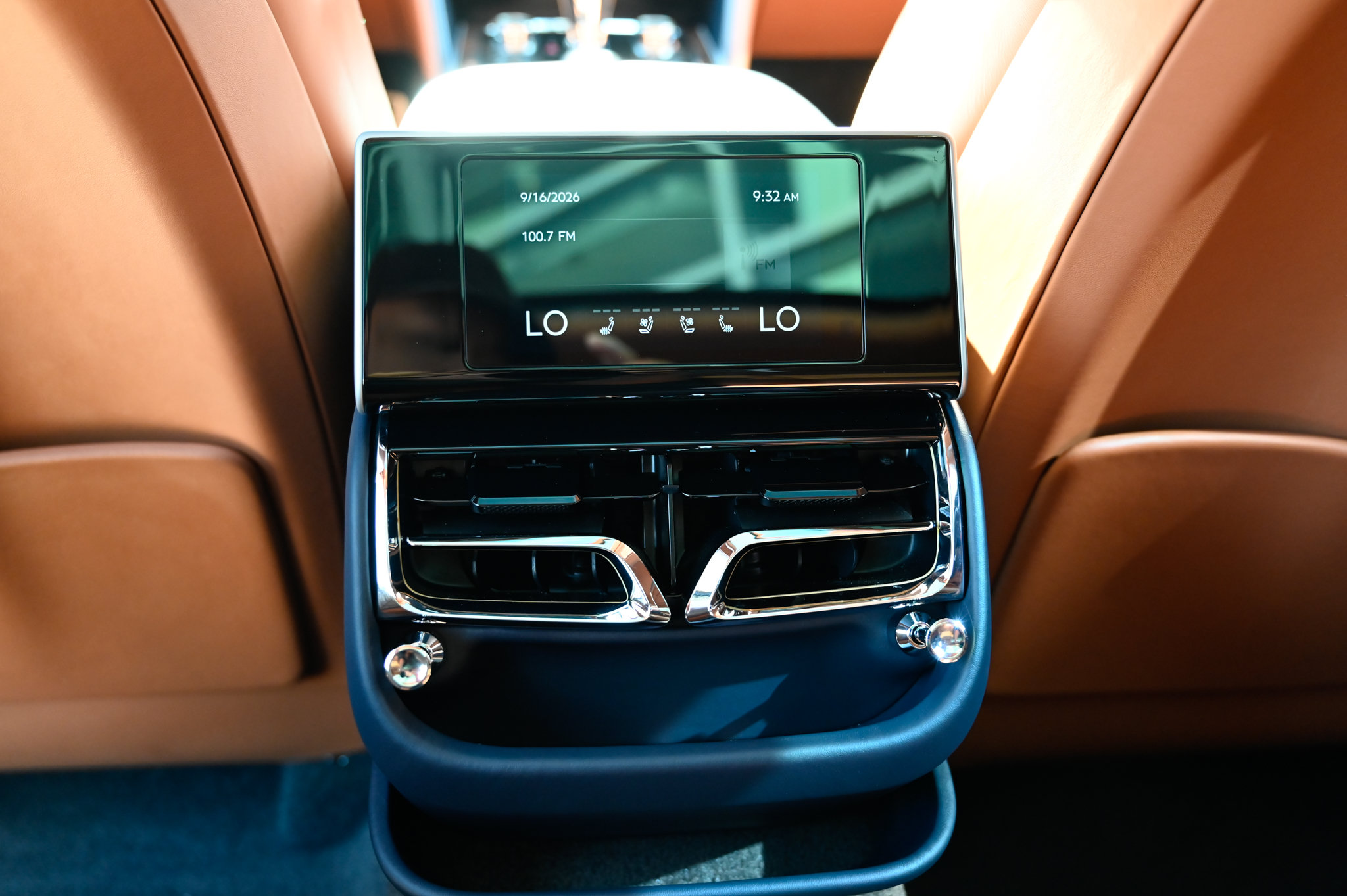 Used 2022 Bentley Flying Spur V8 AWD/4WD image 40